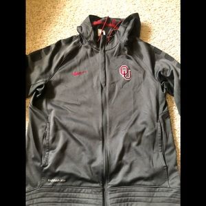 Nike Elite Oklahoma University Therma-Fit Jacket.